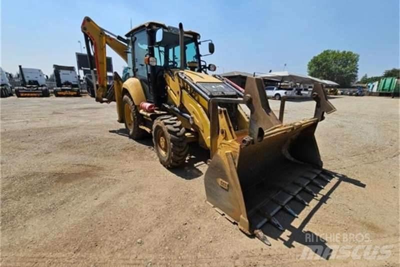 CAT 426F2 TLB Backhoe