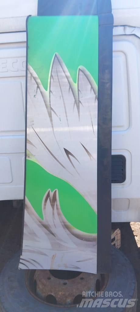 Scania G 400  1804935 Cabins and interior