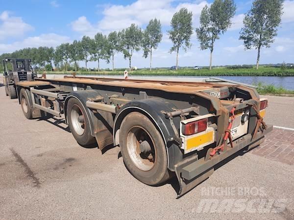 Floor FLA-3-101 Container semi-trailers