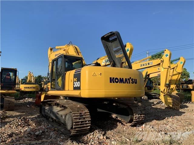 Komatsu PC 300 Crawler excavators