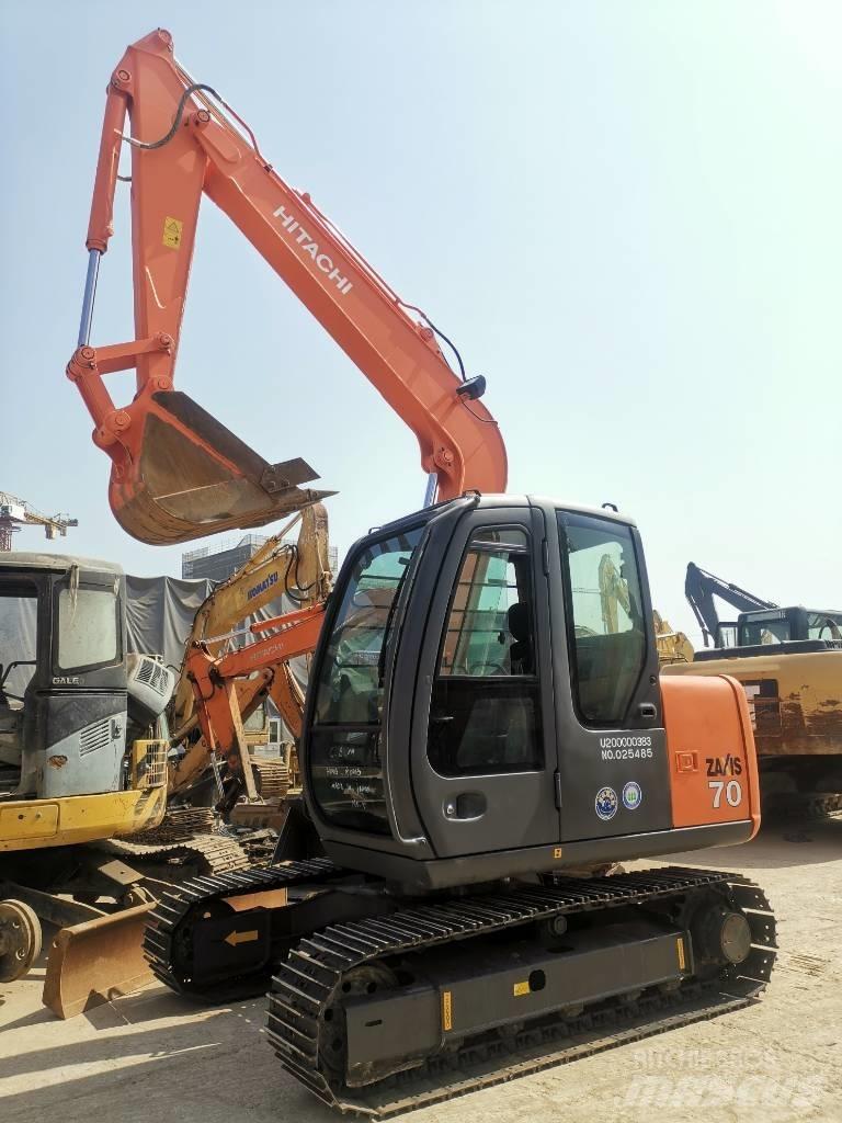 Hitachi ZX 70 Crawler excavators