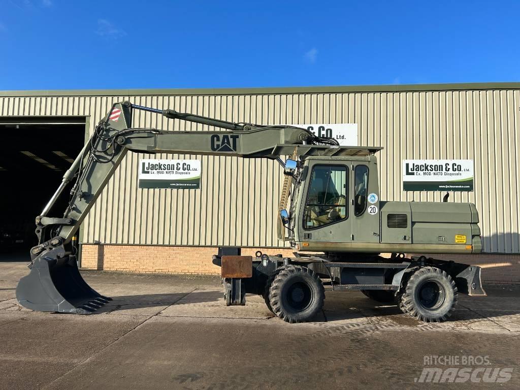 CAT 318 Wheeled excavators