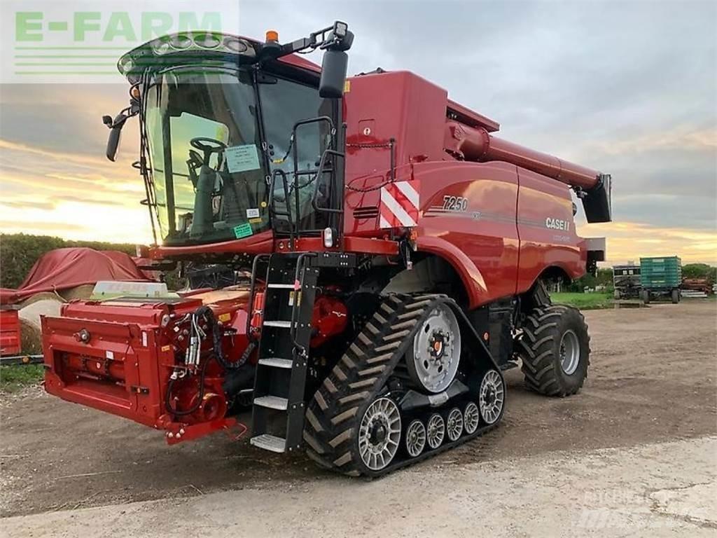 Case IH 7250 Combine harvesters