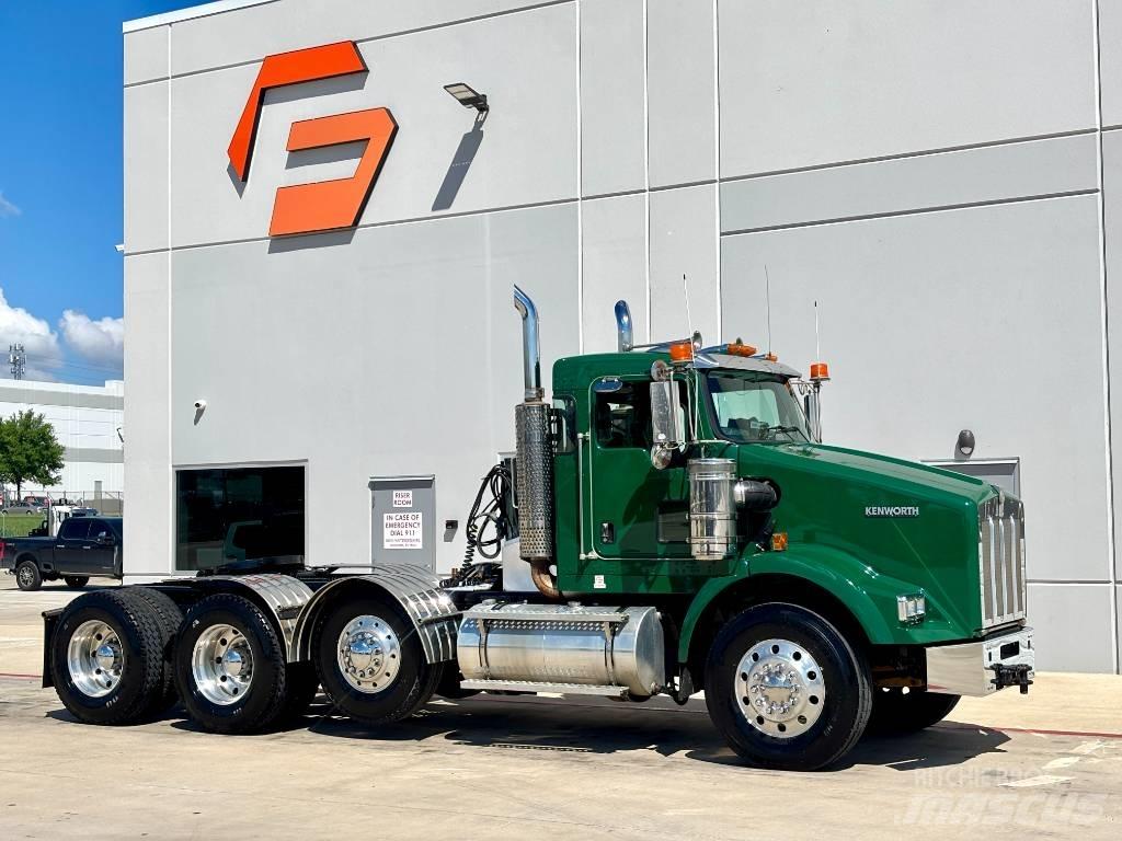 Kenworth T 800 Prime Movers