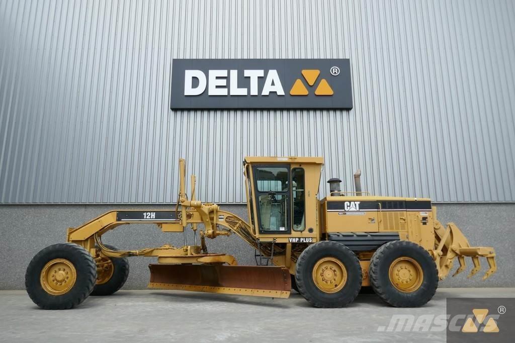 CAT 12H Graders
