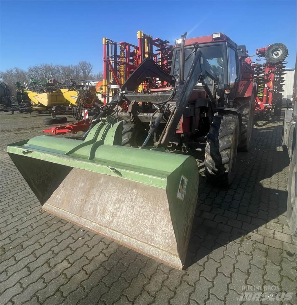 Case IH 856 XL Tractors