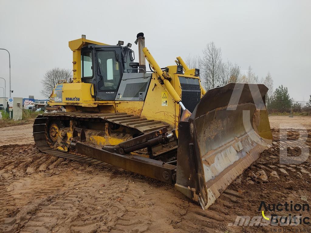 Komatsu D85PX-15 Crawler dozers