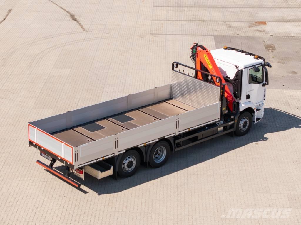 MAN TGM 26.320 6x2-4 Truck mounted cranes