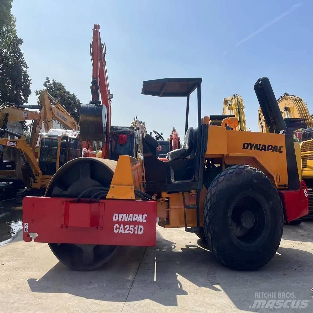 Dynapac CA 251 D Single drum rollers