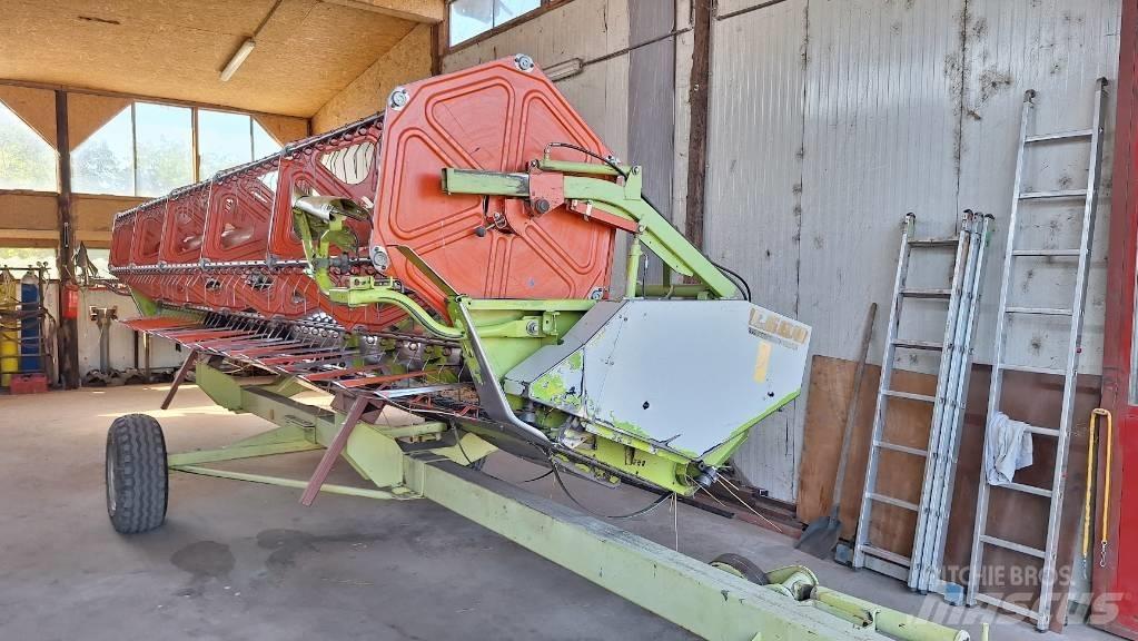 CLAAS Lexion 450 Combine harvesters