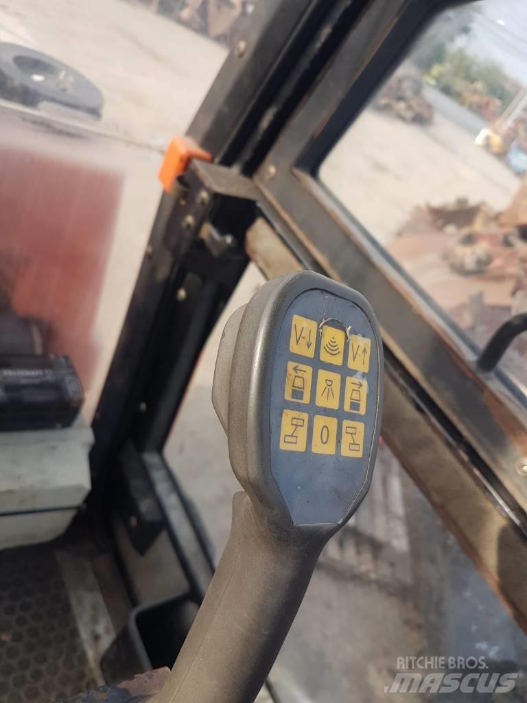 Ammann AV  95 Twin drum rollers