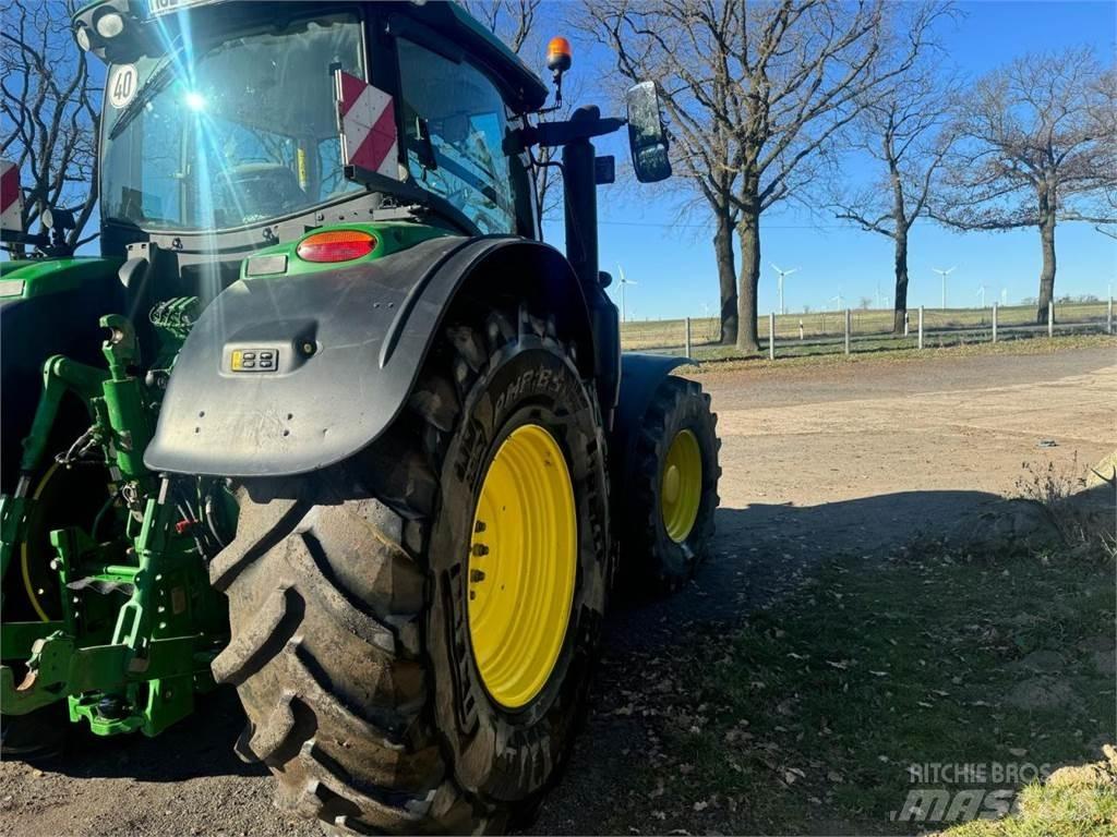 John Deere 6230R Tractors