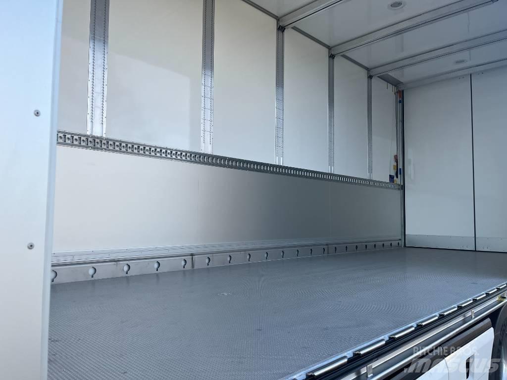 Volvo FH I-Save 500 Box trucks