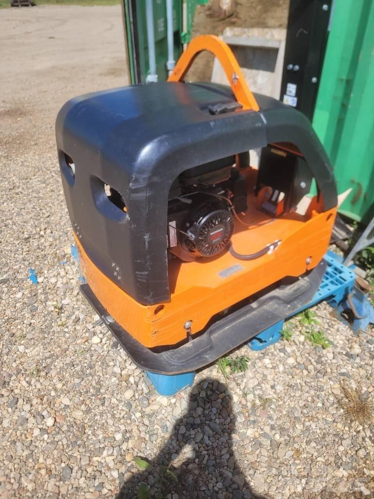Atlas Copco RP400 Towed vibratory rollers