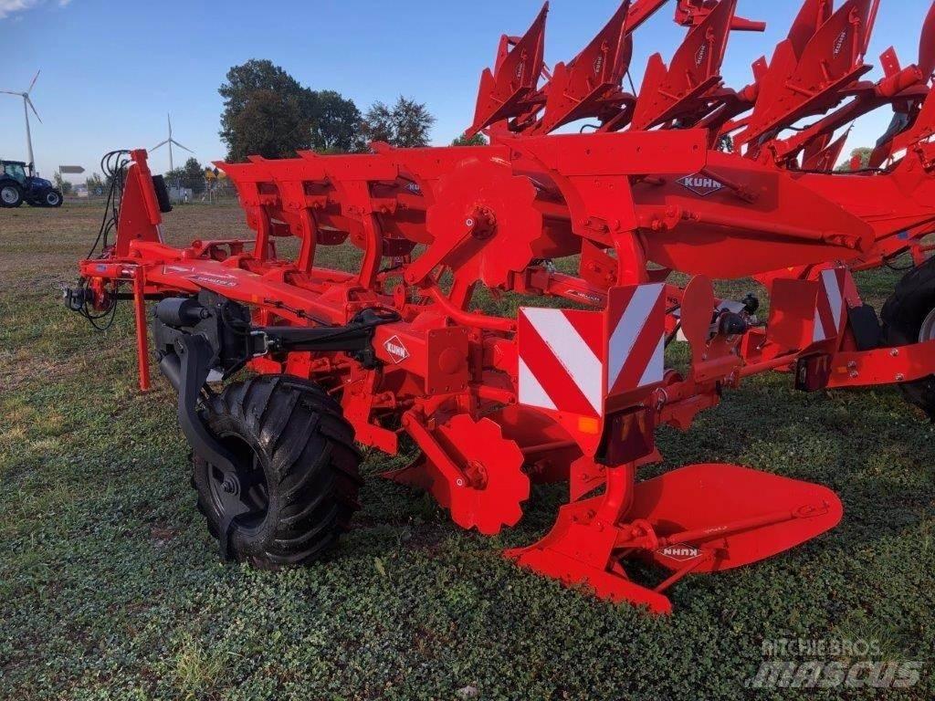 Kuhn VM 153 5 Plows