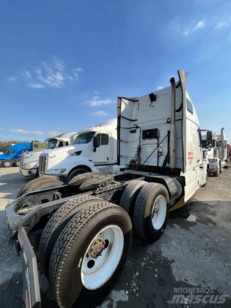 Volvo VLN 670 Prime Movers