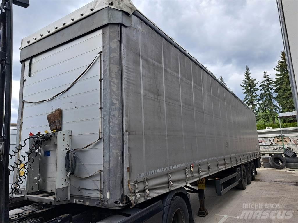 Schmitz SCB S3T Flatbed/Dropside trailers