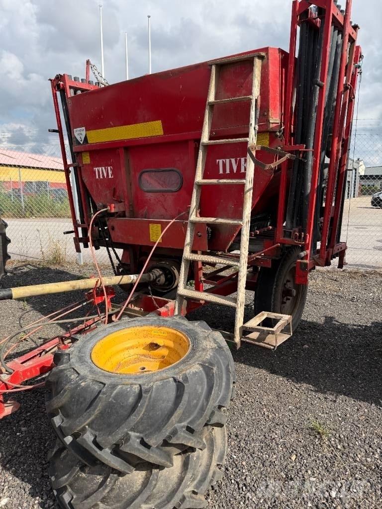 Tive 2000 Mineral spreaders
