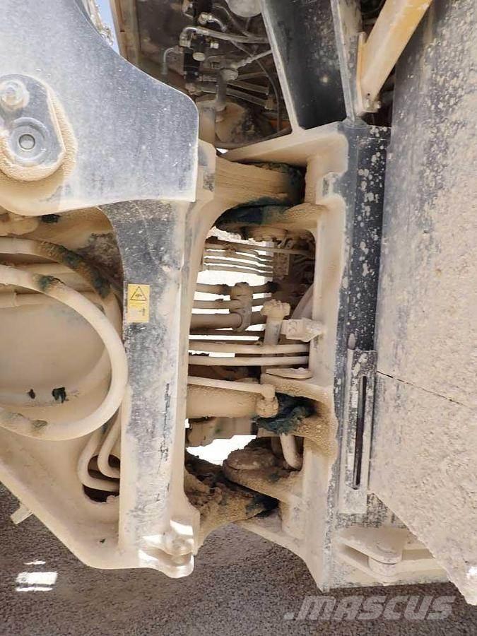 Komatsu WA600-8EO Wheel loaders