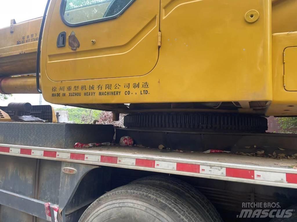 XCMG XCT80 All terrain cranes