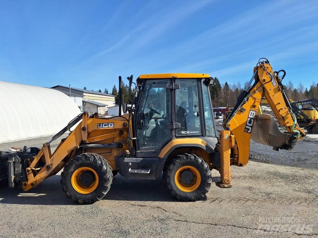 JCB 3 CXE Compact Backhoe