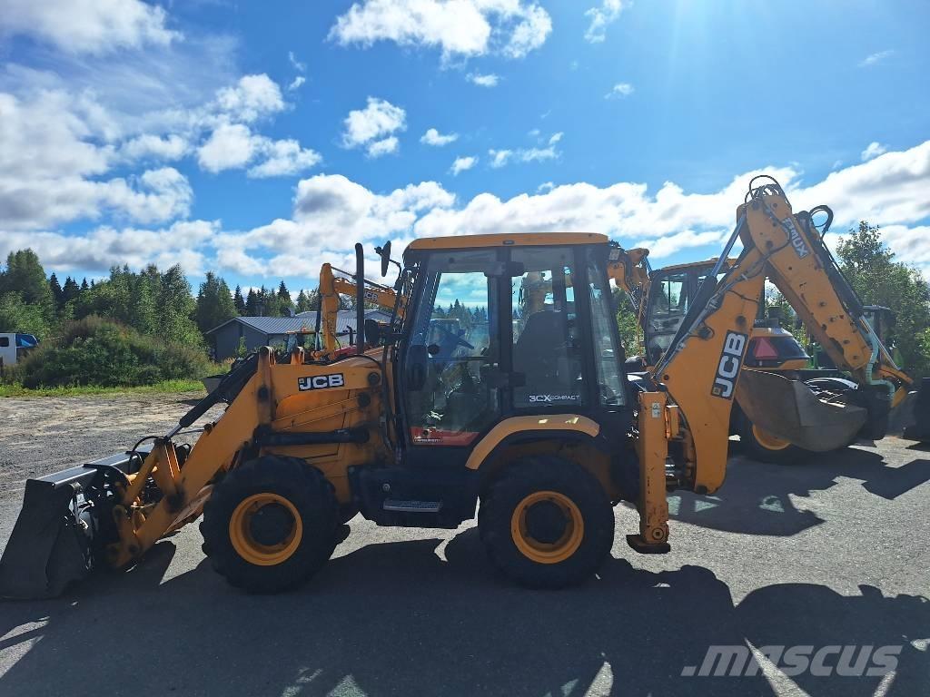JCB 3 CXE Compact Backhoe
