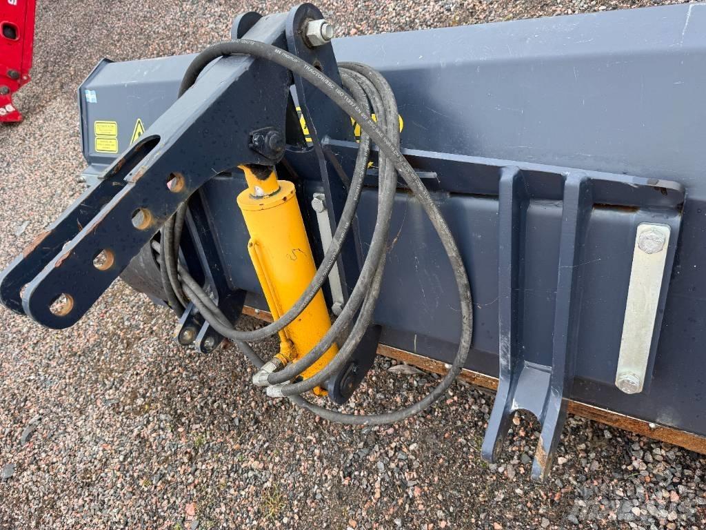 Drivex SS 10 C Sand and salt spreaders