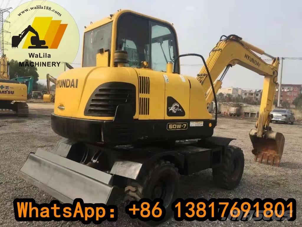 Hyundai 60 W Wheeled excavators