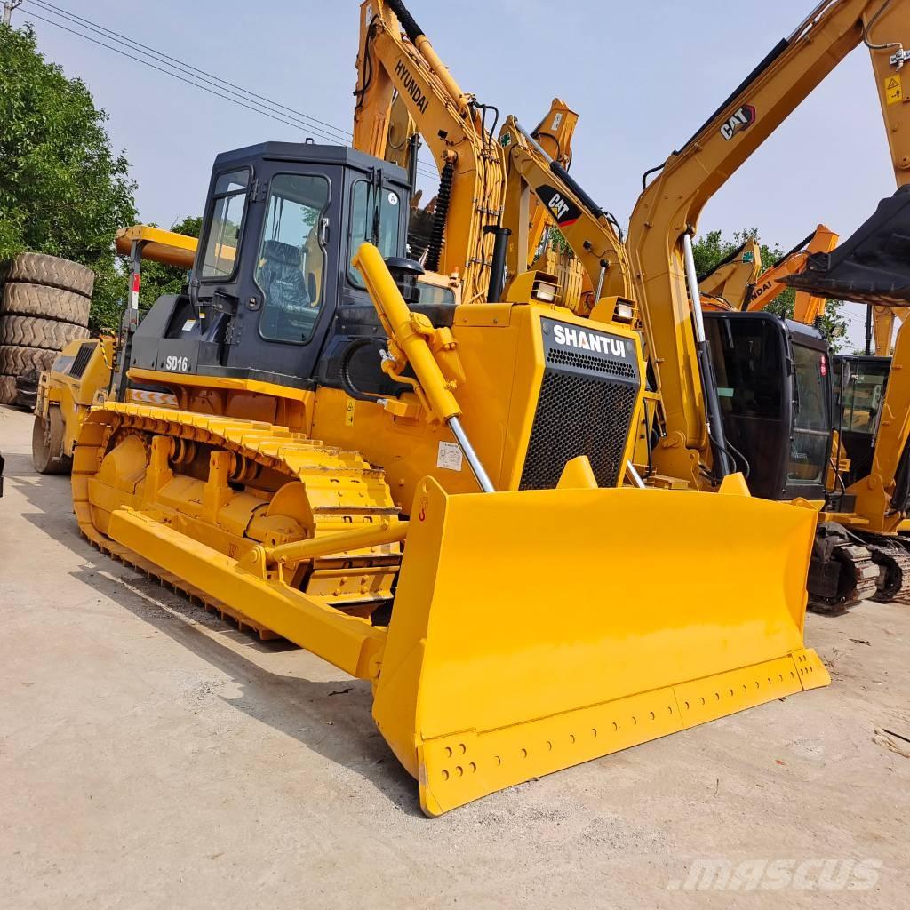 Shantui SD 16 Crawler dozers
