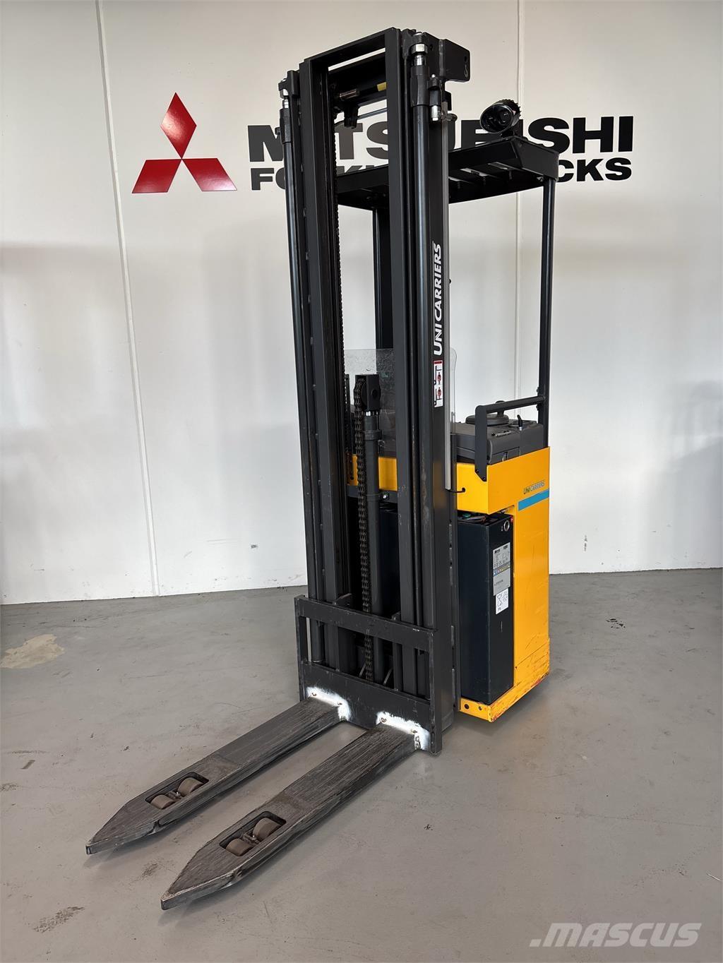 Atlet A160 Self propelled stackers