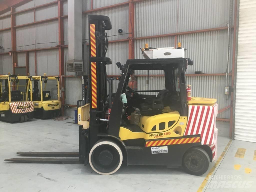 Hyster S155FT Diesel trucks