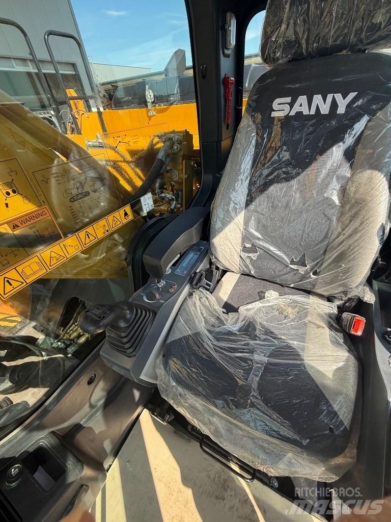 Sany SY 305 CLC Crawler excavators