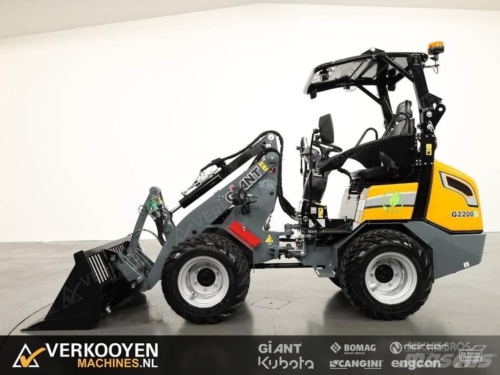 GiANT G2200E Wheel loaders