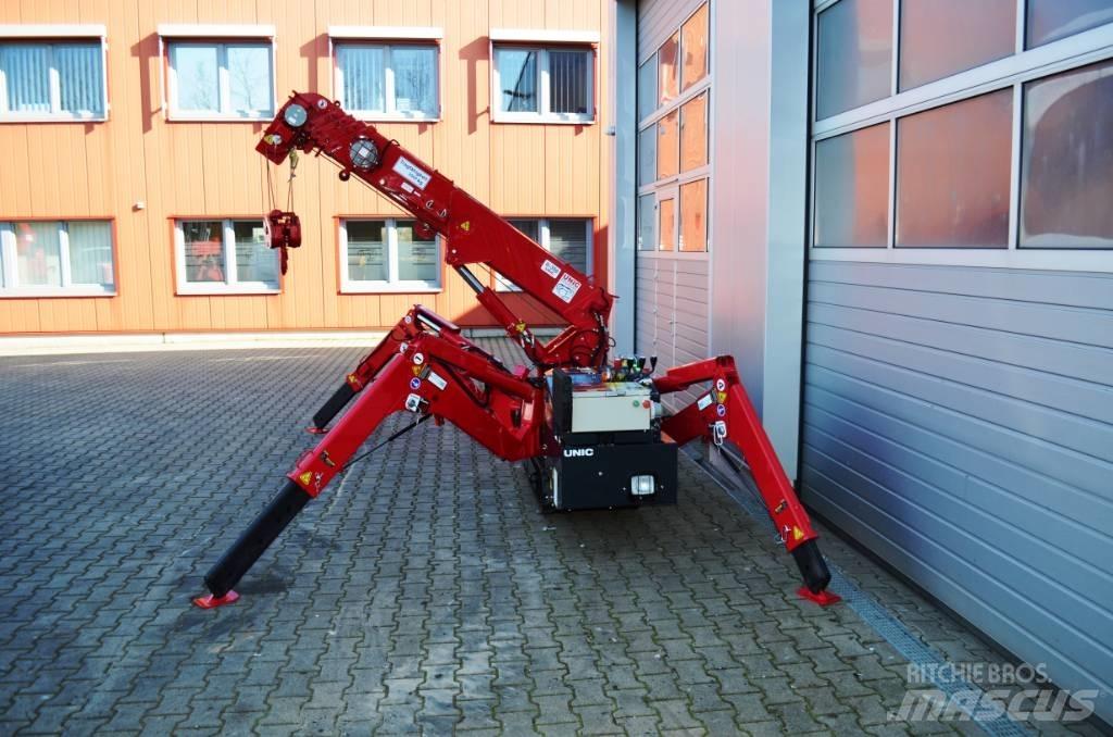 Unic B-350.2V Track mounted cranes