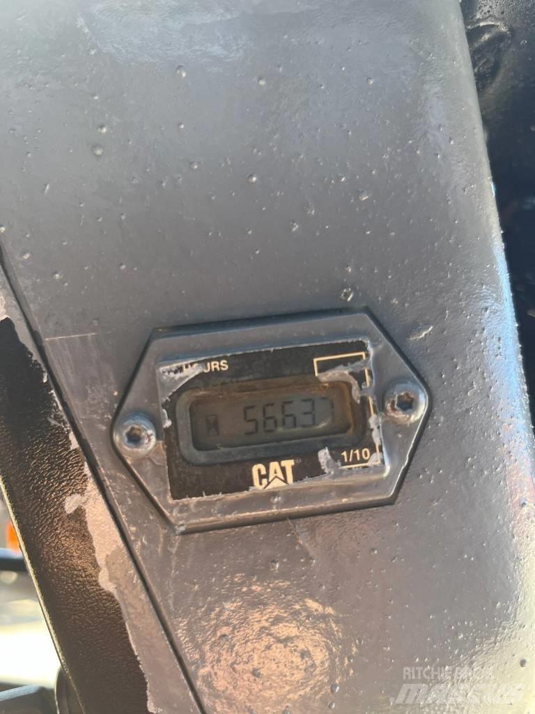 CAT 246 Skid steer loaders