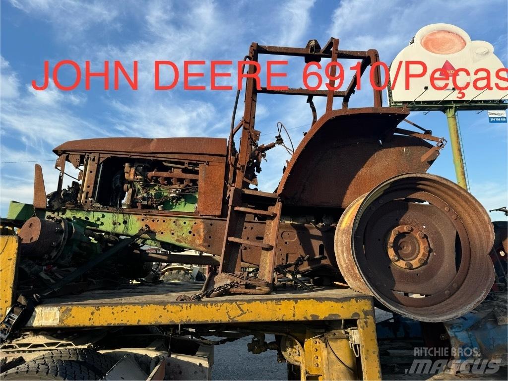 John Deere 6910 Tractors
