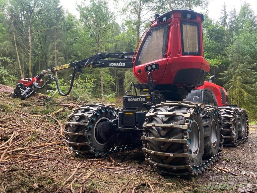 Komatsu 931 XC Harvesters