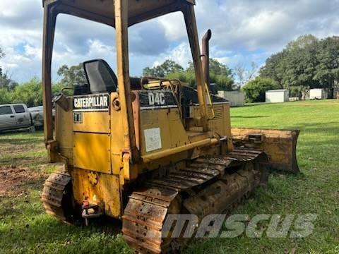 CAT D 4 C Crawler dozers