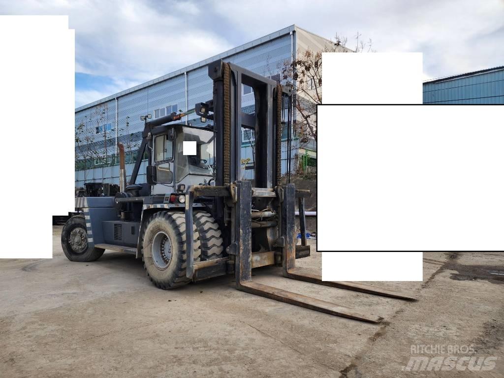 Kalmar DCE 330-12 Diesel trucks