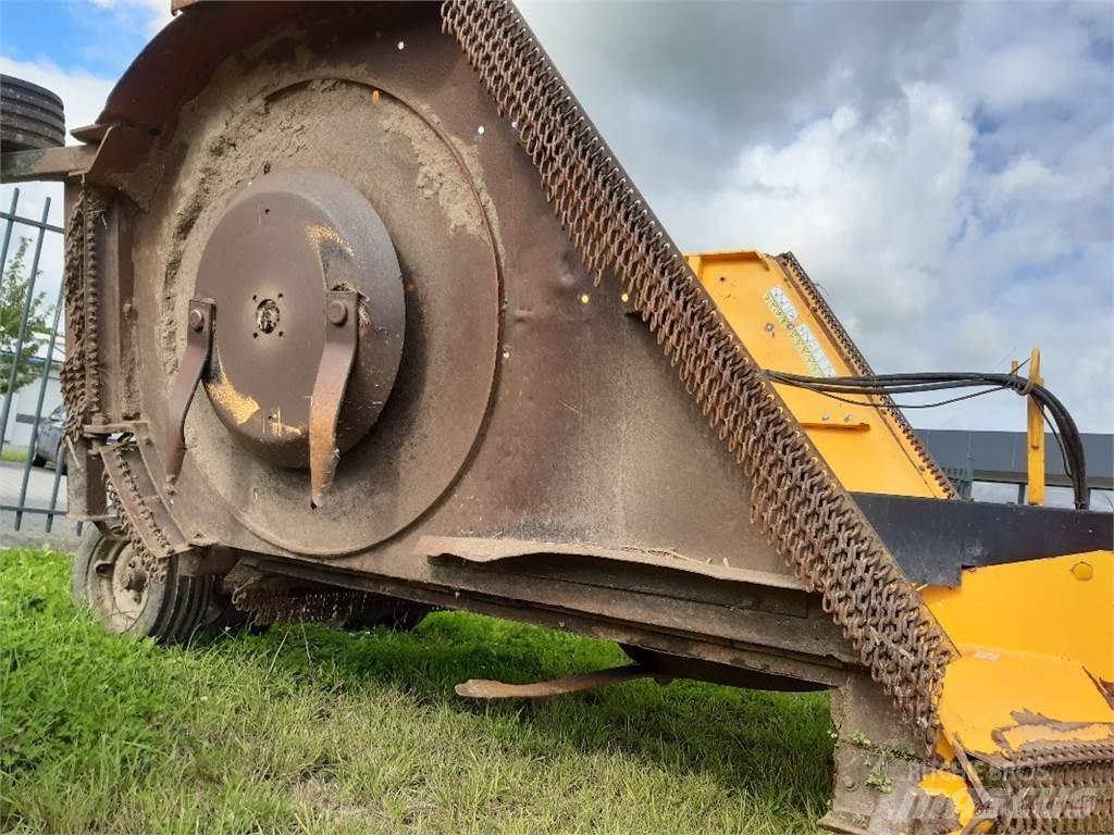 McConnel SR 15 Other forage harvesting equipment