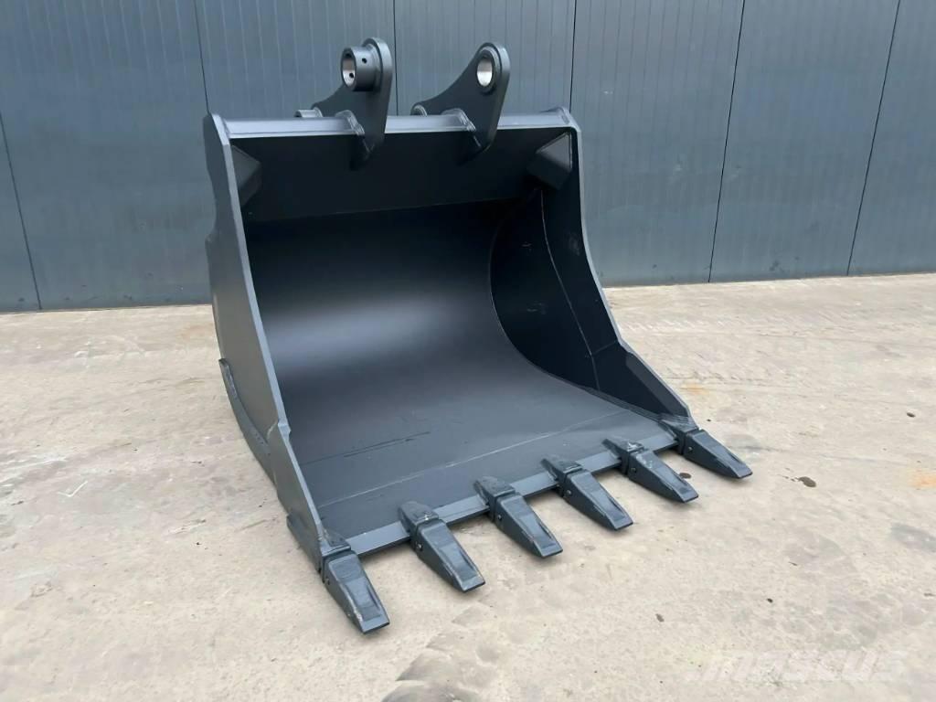 Hitachi ZX350 1.60m Buckets