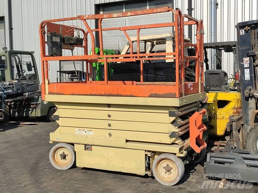 JLG 2646 E 2 Scissor lifts