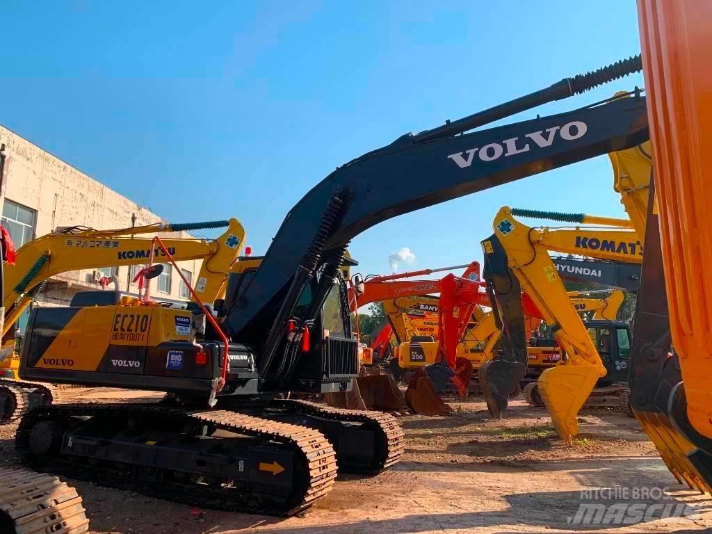 Volvo EC 210 Crawler excavators