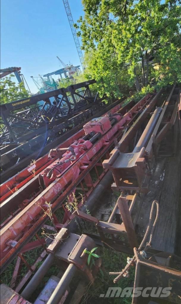  2006 VULCAN Hydraulic pile hammers