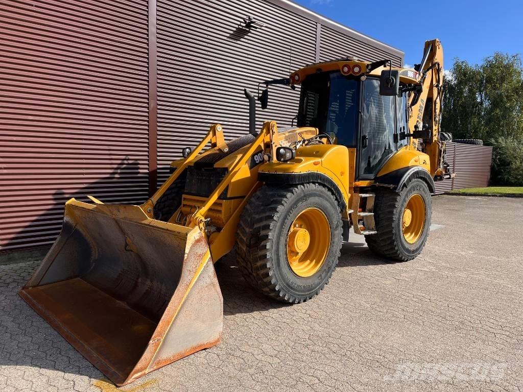 Hydrema 906F Backhoe