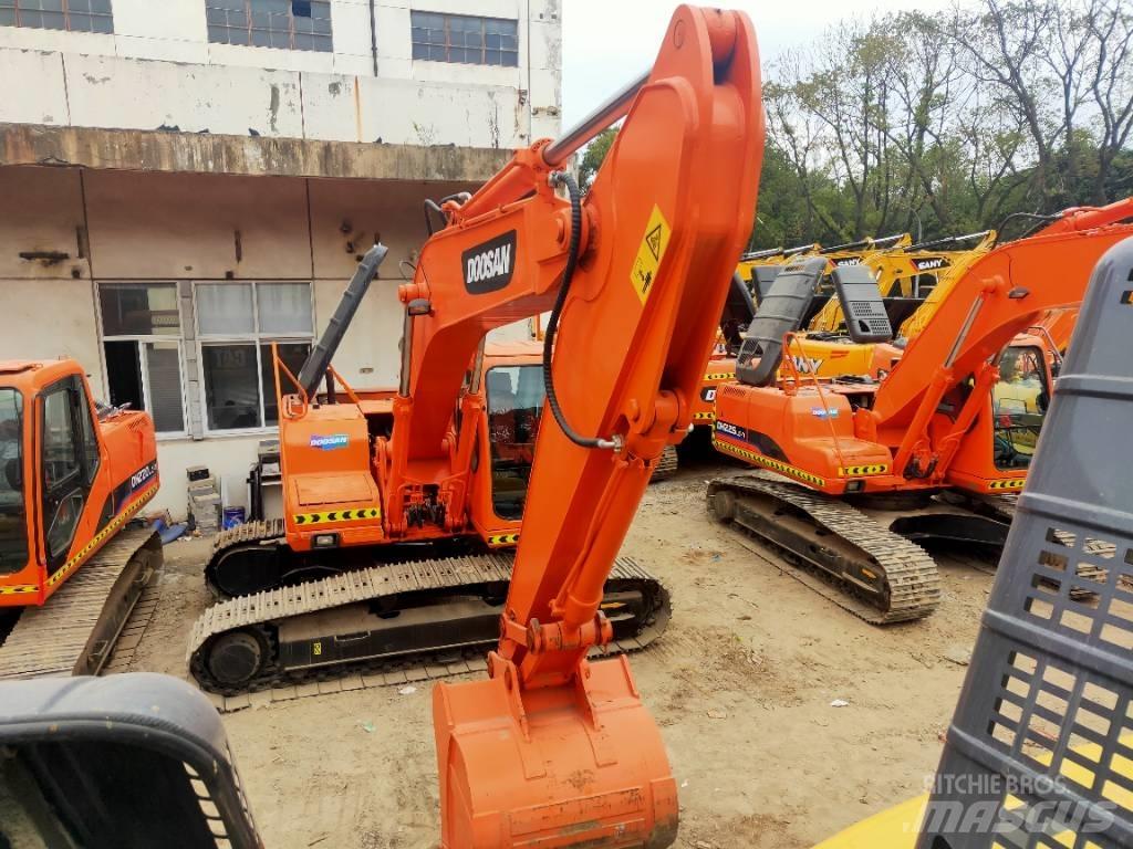 Doosan DH 225 LC-7 Crawler excavators