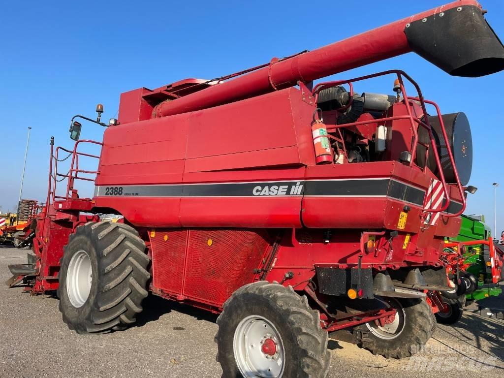 CASE 2388 Combine harvesters