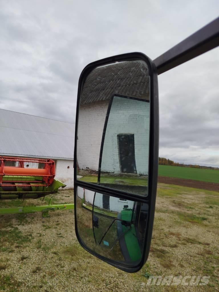 John Deere 7800 Tractors