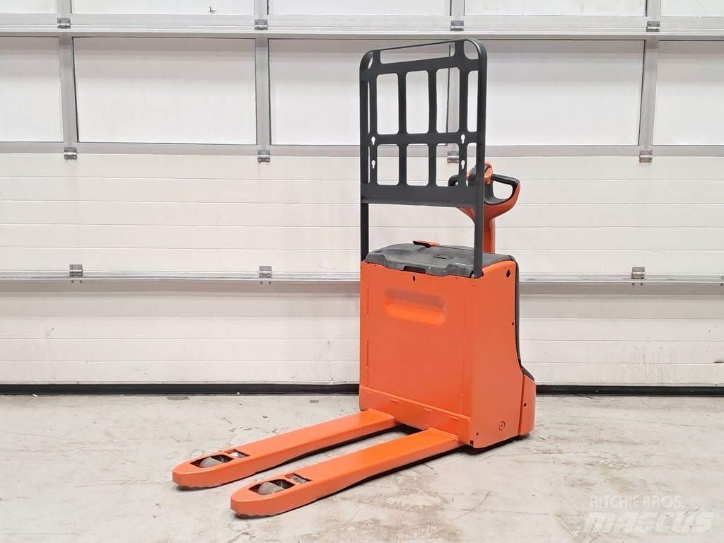 Linde T16 Low lifter