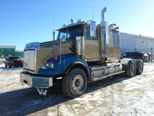 Western Star 4900 SB Prime Movers